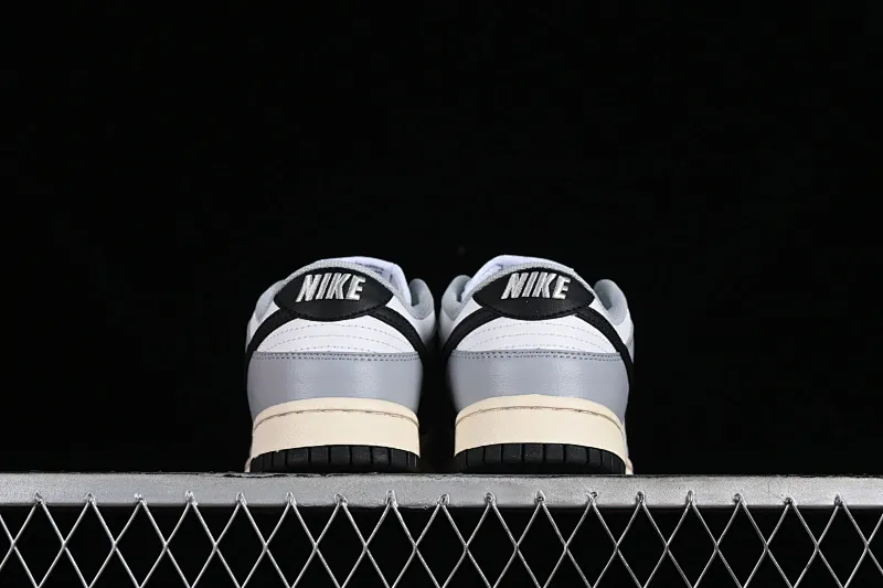 All Categories Nk SB Dunk Series Nk SB Dunk Low Low-top Sneakers Special Price Nk Dunk Low "Light Smoke Grey" White Gray SB Low-top Sports and Leisure Sneakers DD1503-117